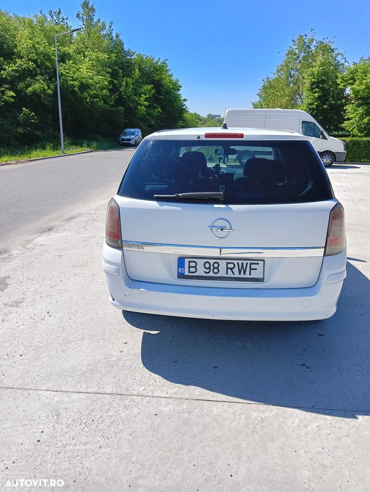 Opel Astra - 4