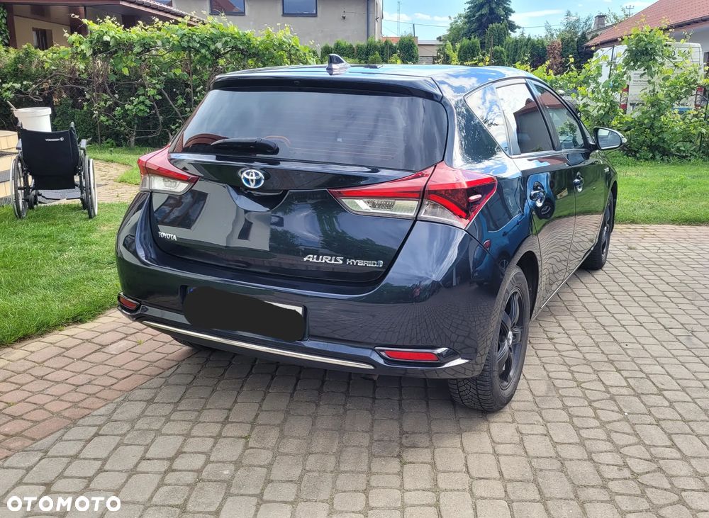 Toyota Auris Hybrid 135 Comfort - 4