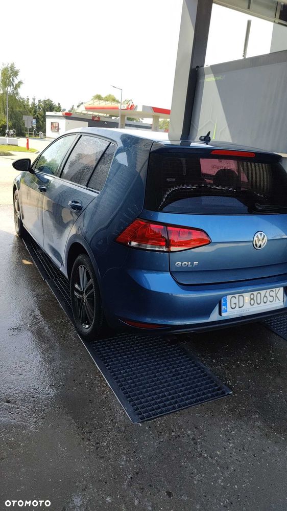 Volkswagen Golf - 4