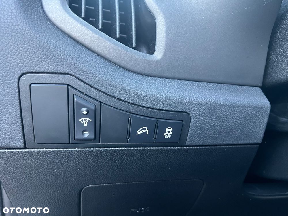 Kia Sportage 2.0 CRDI L 2WD - 27