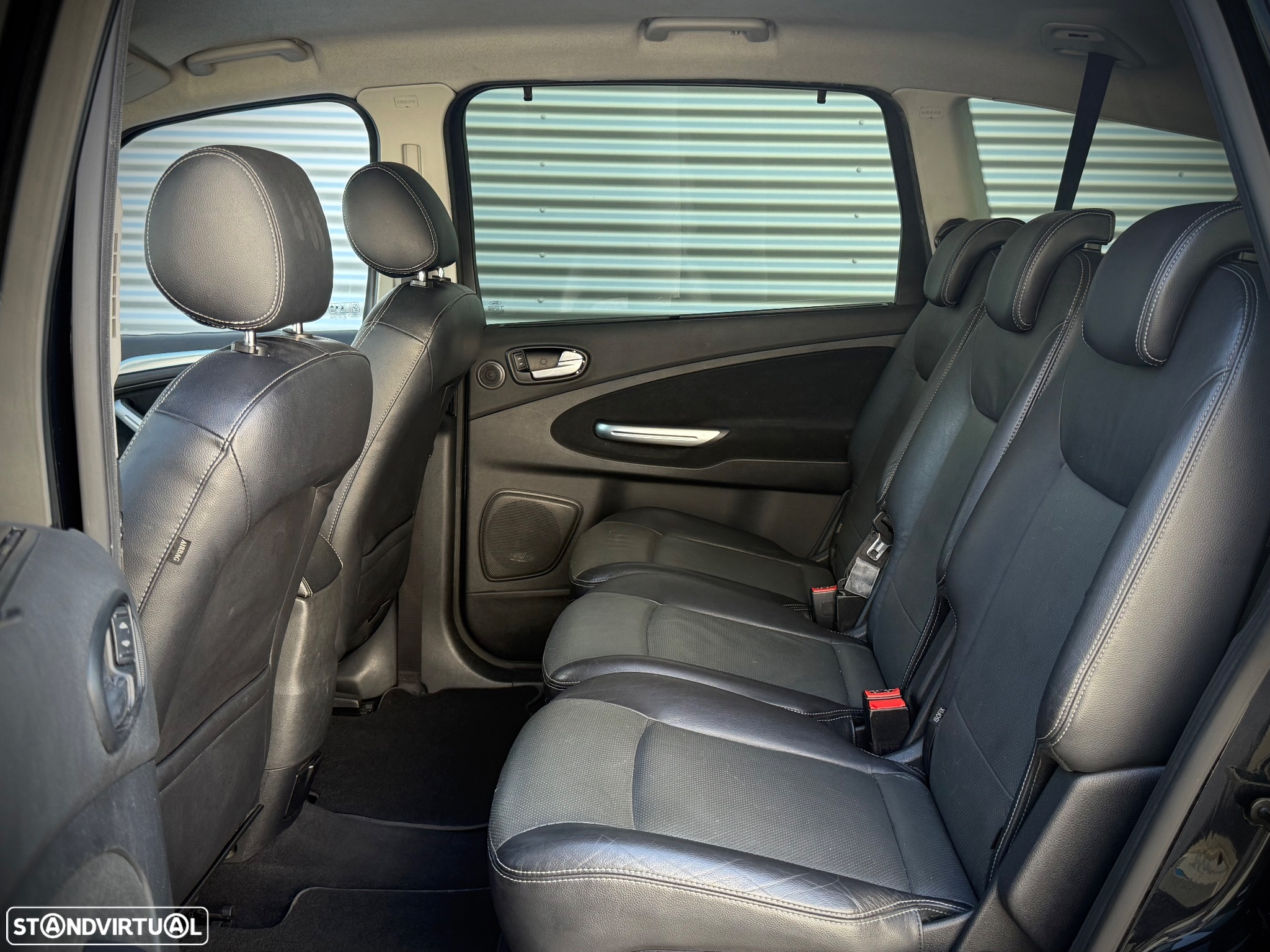 Ford S-Max 2.0 TDCi Titanium 7L - 9