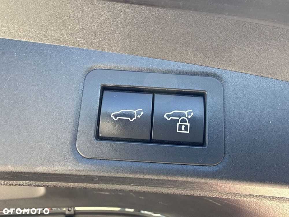 Toyota Corolla 2.0 Hybrid GR Sport Dynamic - 26