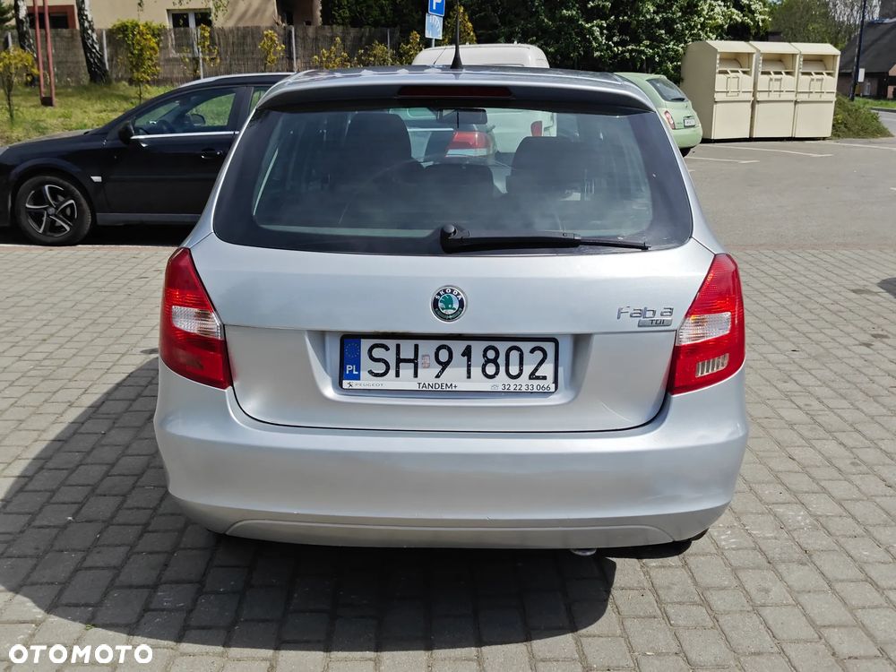 Skoda Fabia 1.6 TDI DPF Ambiente - 12