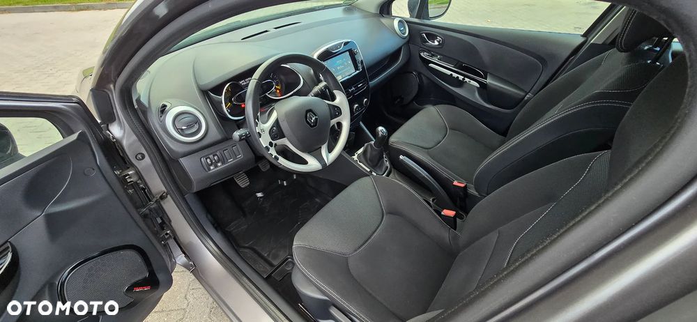 Renault Clio - 20