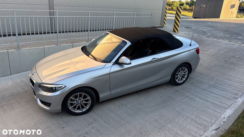 BMW Seria 2 218d - 3