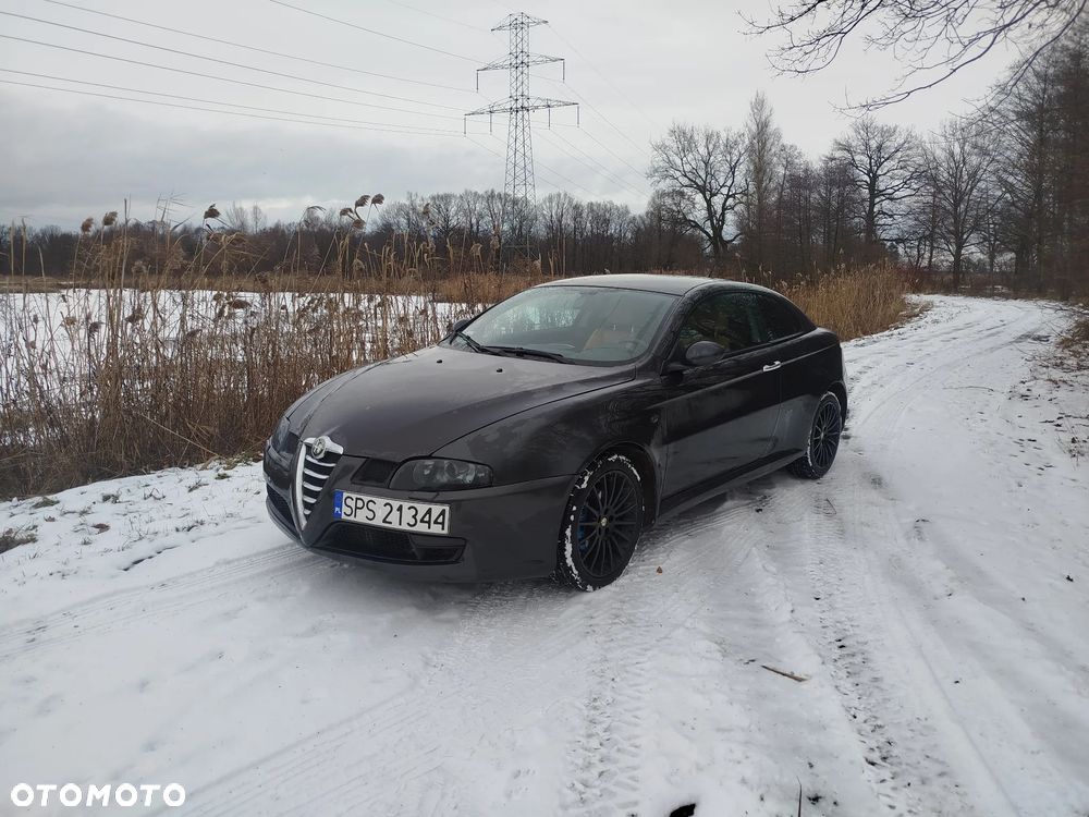 Alfa Romeo GT 1.9JTD 16V Distinctive - 1