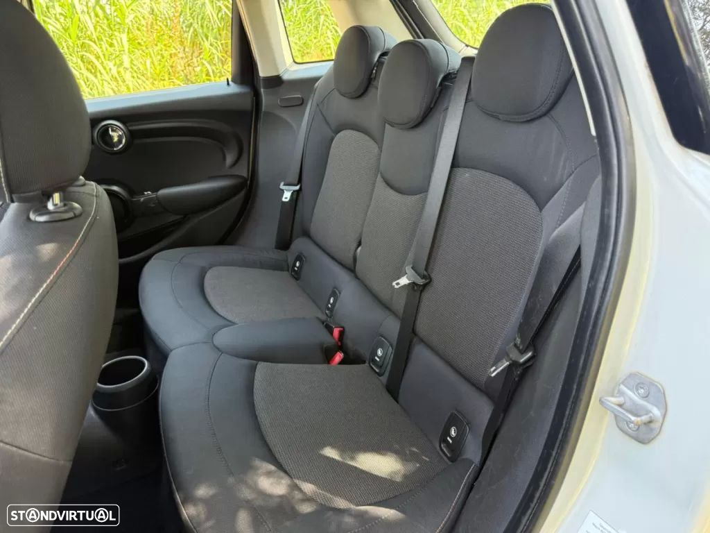 MINI 5 Portas Cooper D - 14