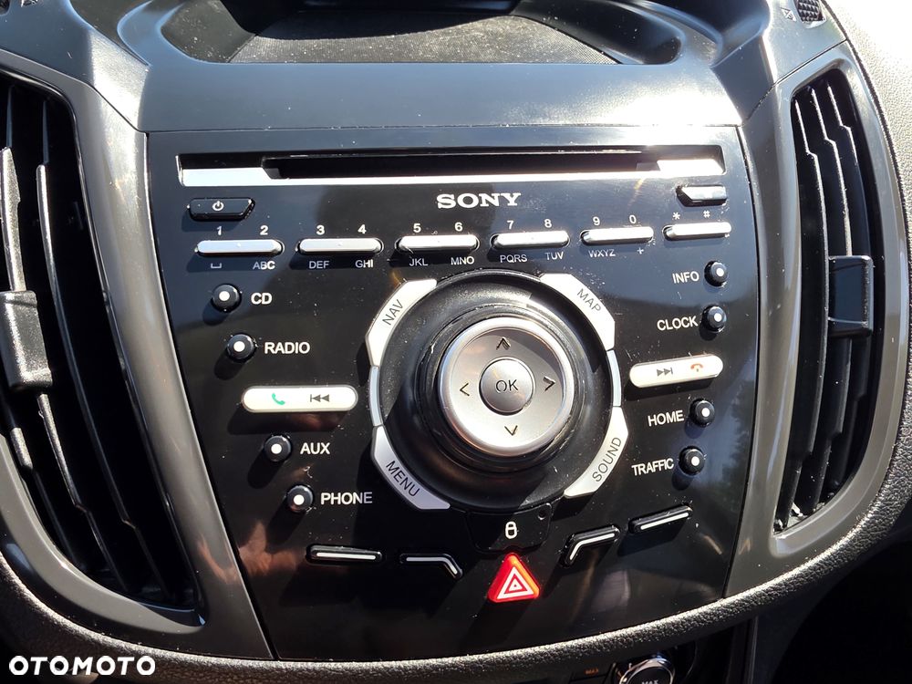 Ford Kuga 2.0 TDCi 4x4 SYNC - 26