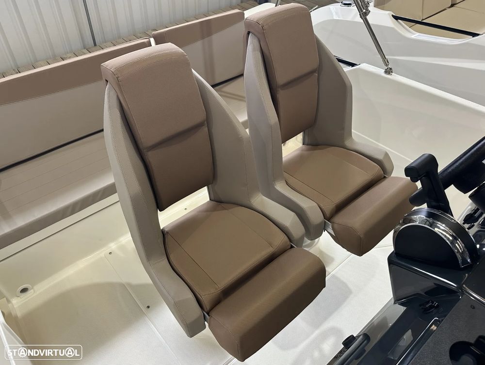 Quicksilver Activ 605 Open - 18