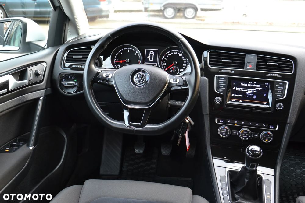 Volkswagen Golf Variant 2.0 TDI 4Motion BlueMotion Technology Highline - 20