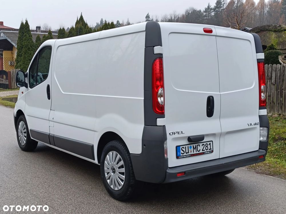 Opel Vivaro - 4