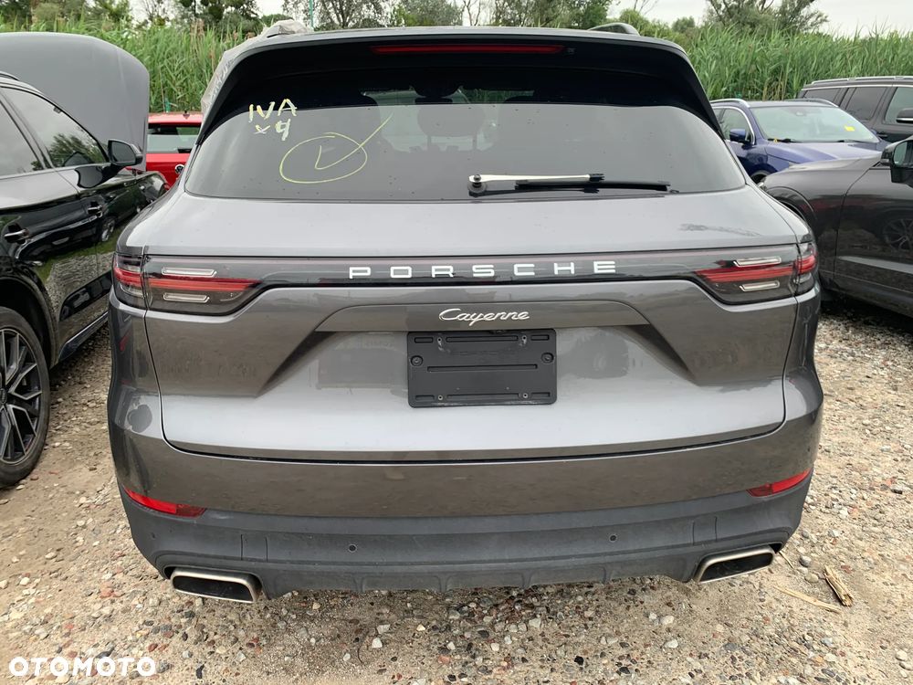 Porsche Cayenne Tiptronic S - 2
