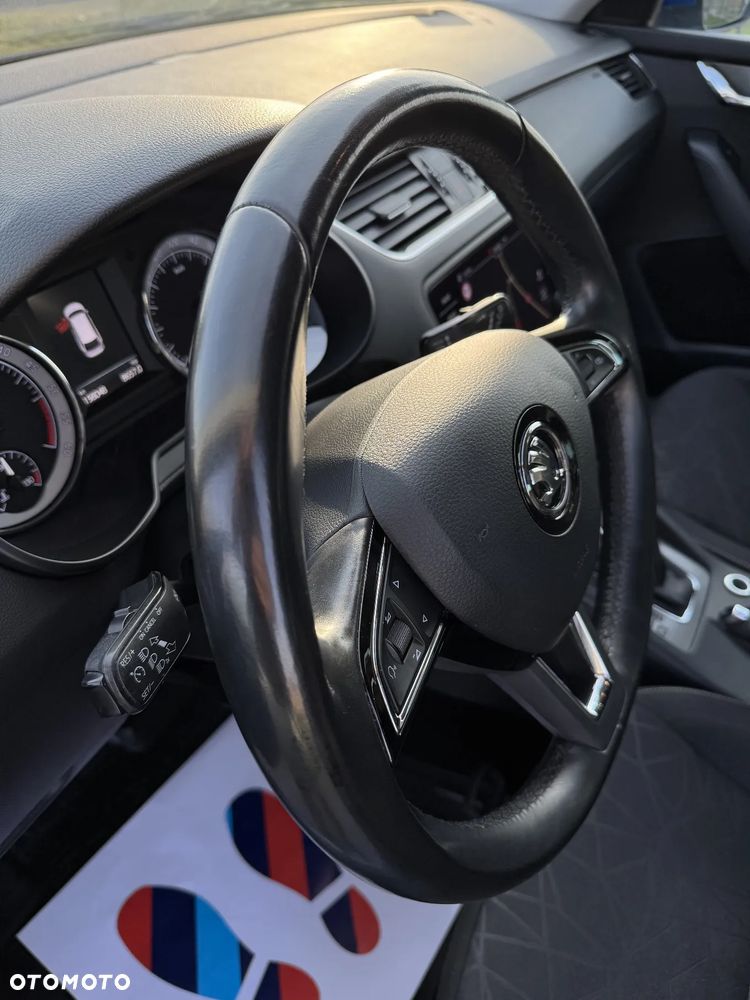 Skoda Octavia 2.0 TDI Elegance DSG - 29