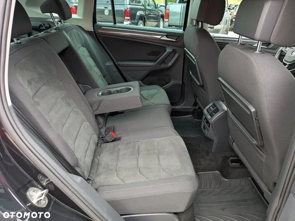 Volkswagen Tiguan 2.0 TDI SCR (BlueMotion Technology) Comfortline - 24