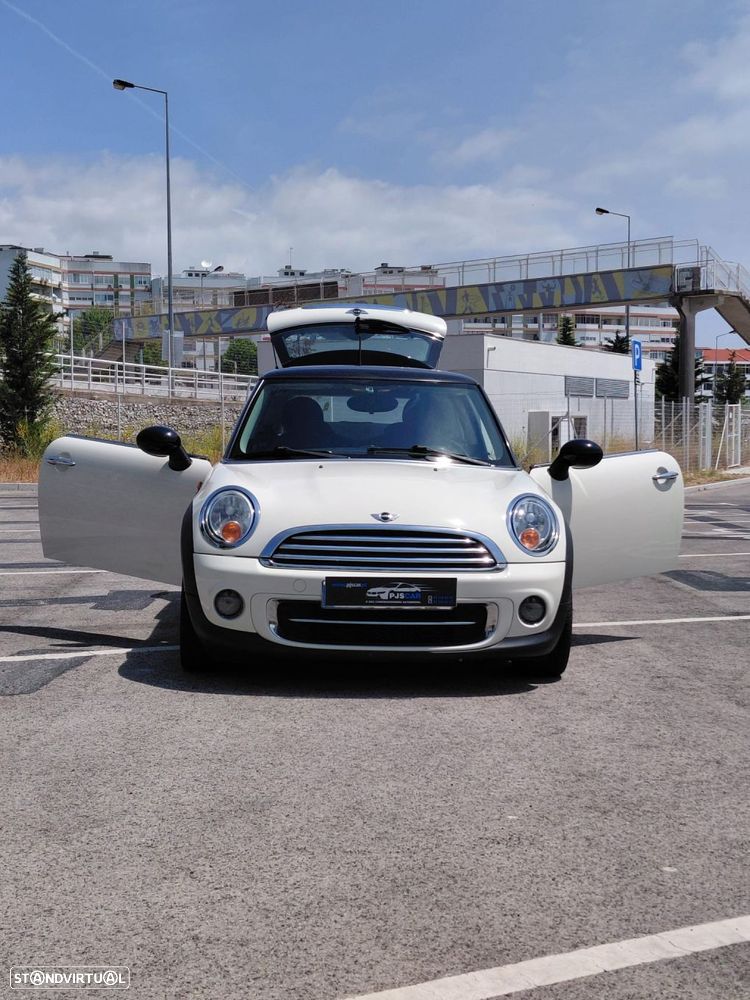MINI 3 Portas Cooper D - 9