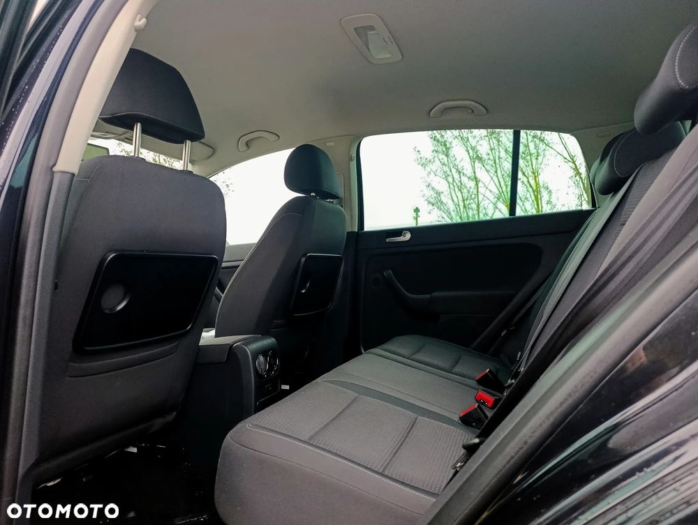 Volkswagen Golf Plus - 14