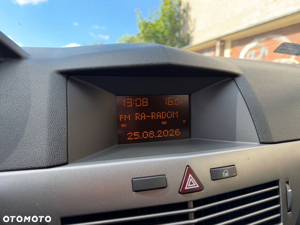 Opel Astra 1.6 Catch me - 18