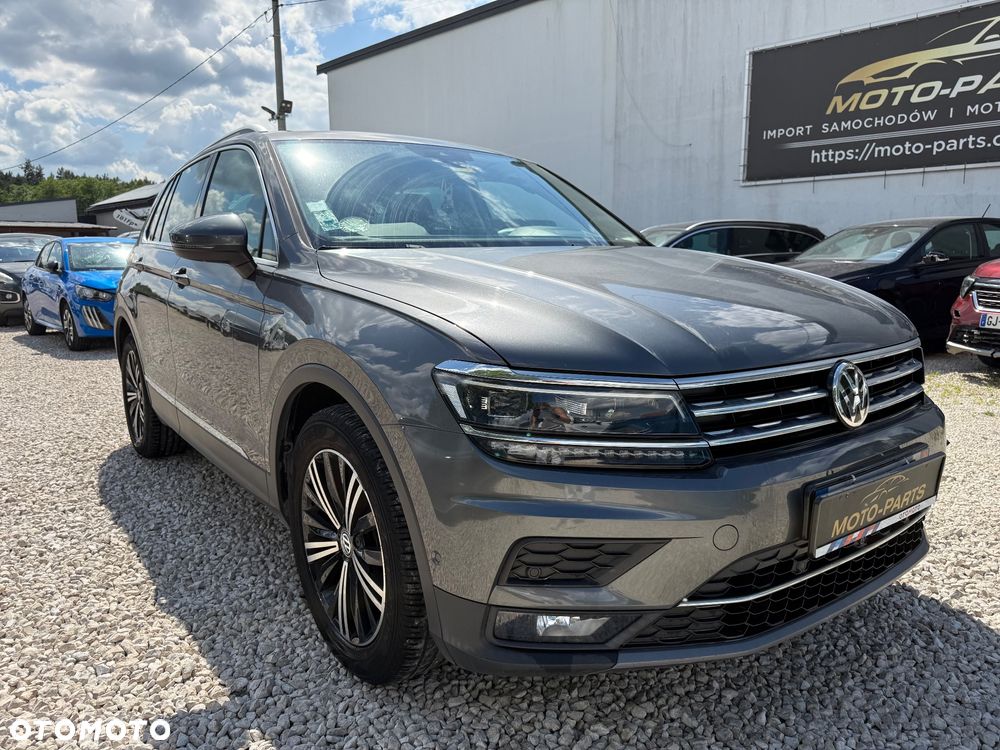 Volkswagen Tiguan - 1