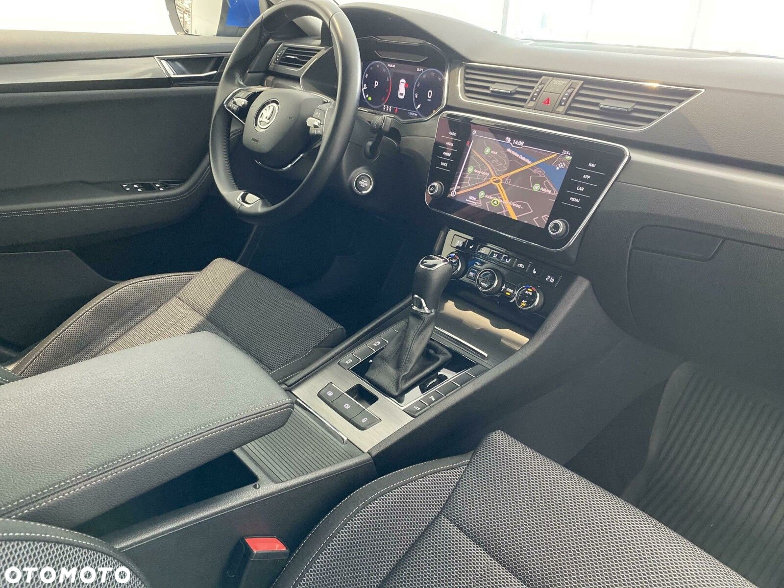 Skoda Superb 2.0 TSI Style DSG - 21