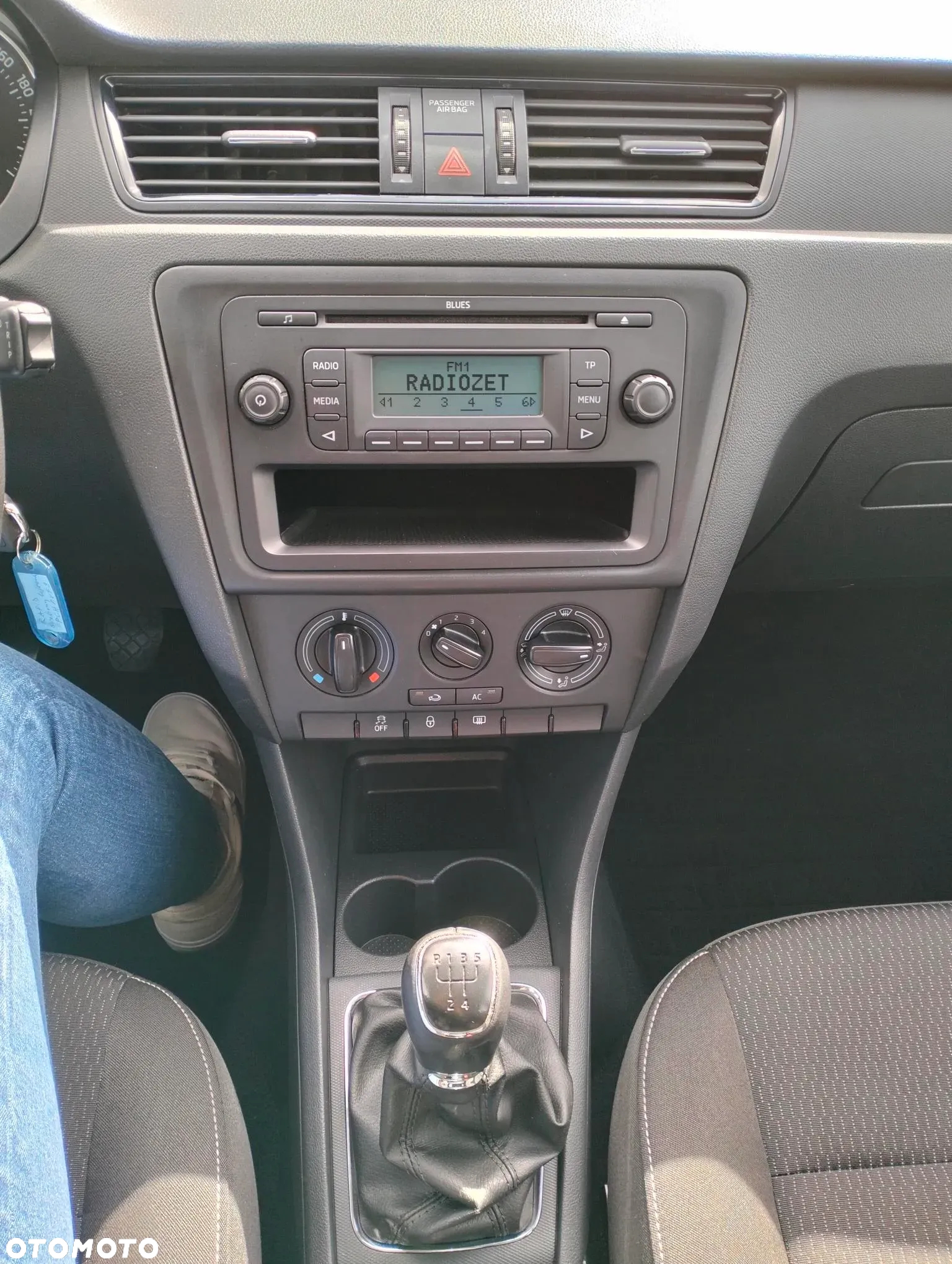 Skoda RAPID 1.2 TSI Ambition - 11