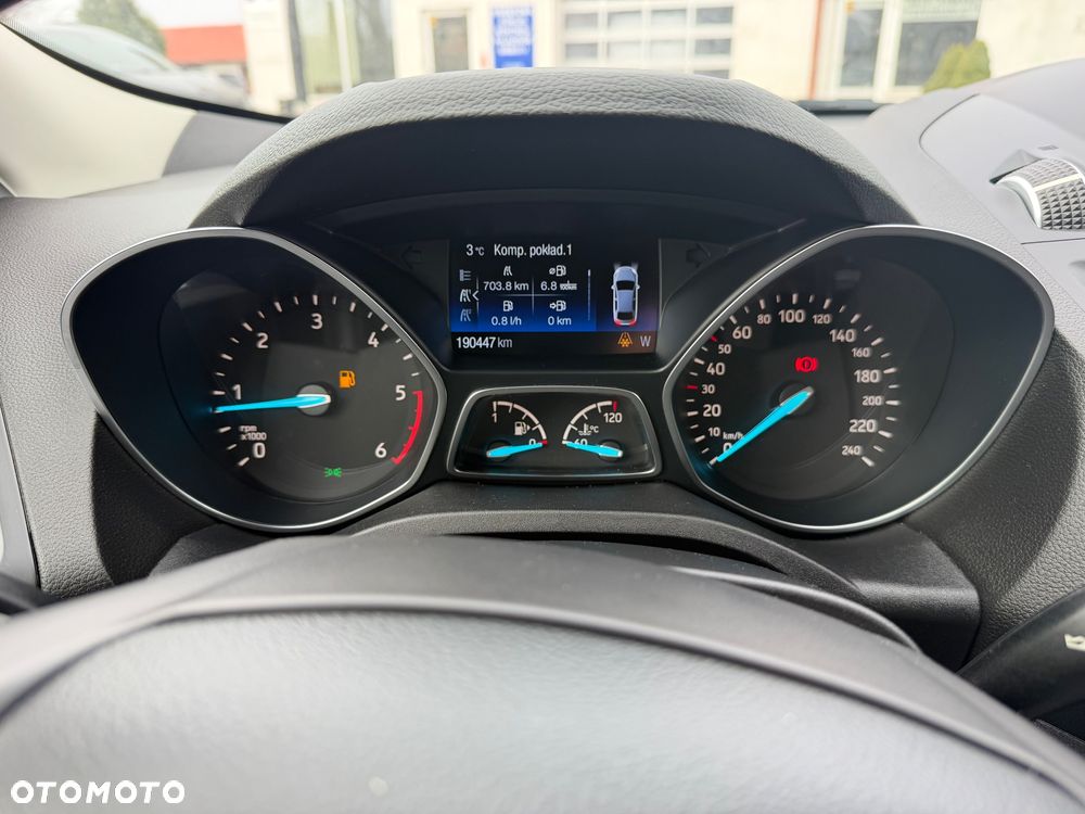 Ford Kuga - 21