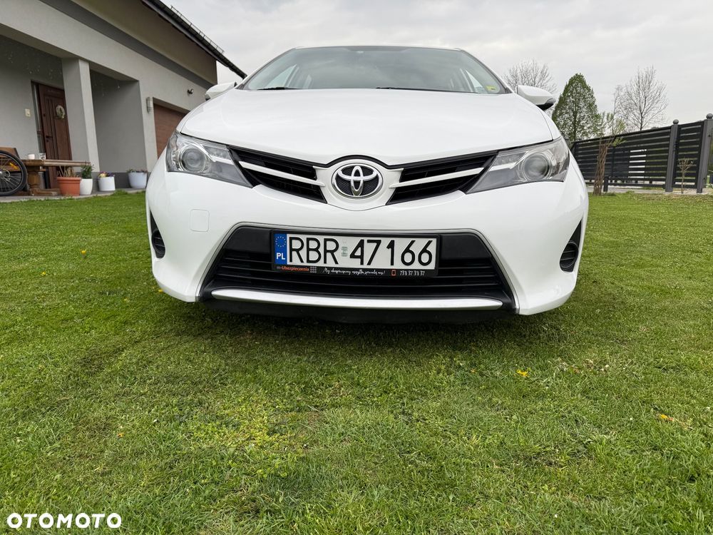 Toyota Auris - 29
