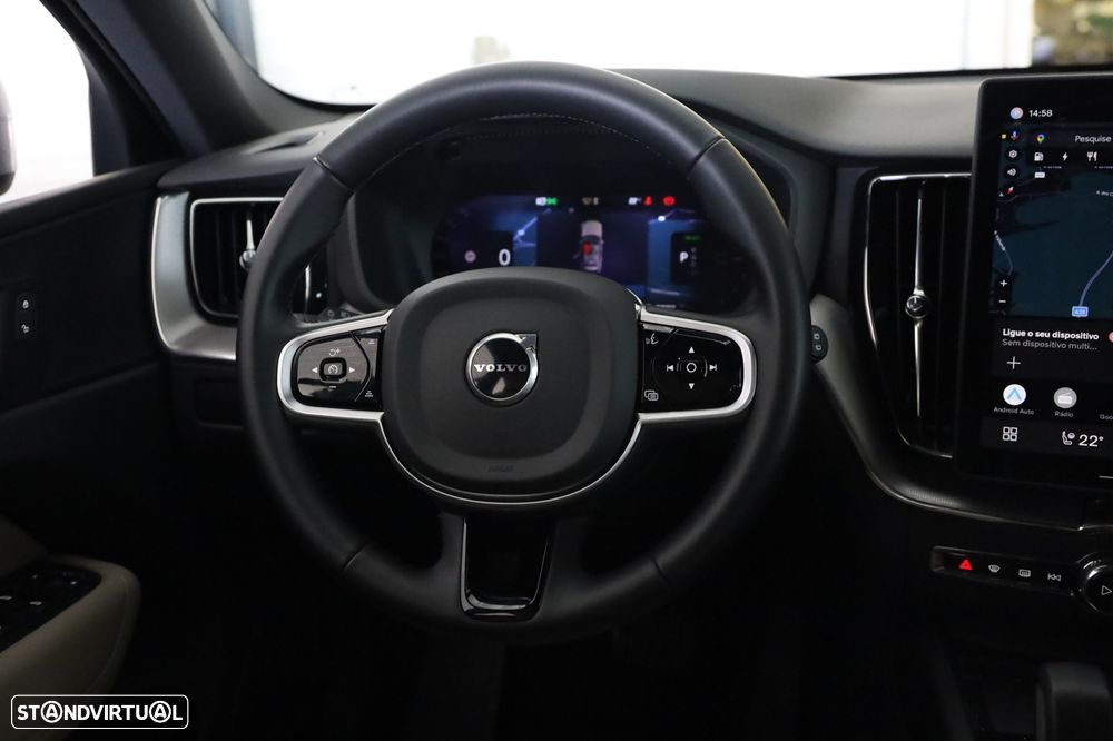 Volvo XC 60 2.0 T6 PHEV Core AWD - 24