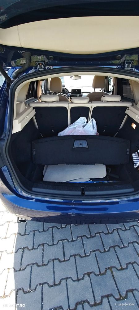BMW Seria 2 220d - 13
