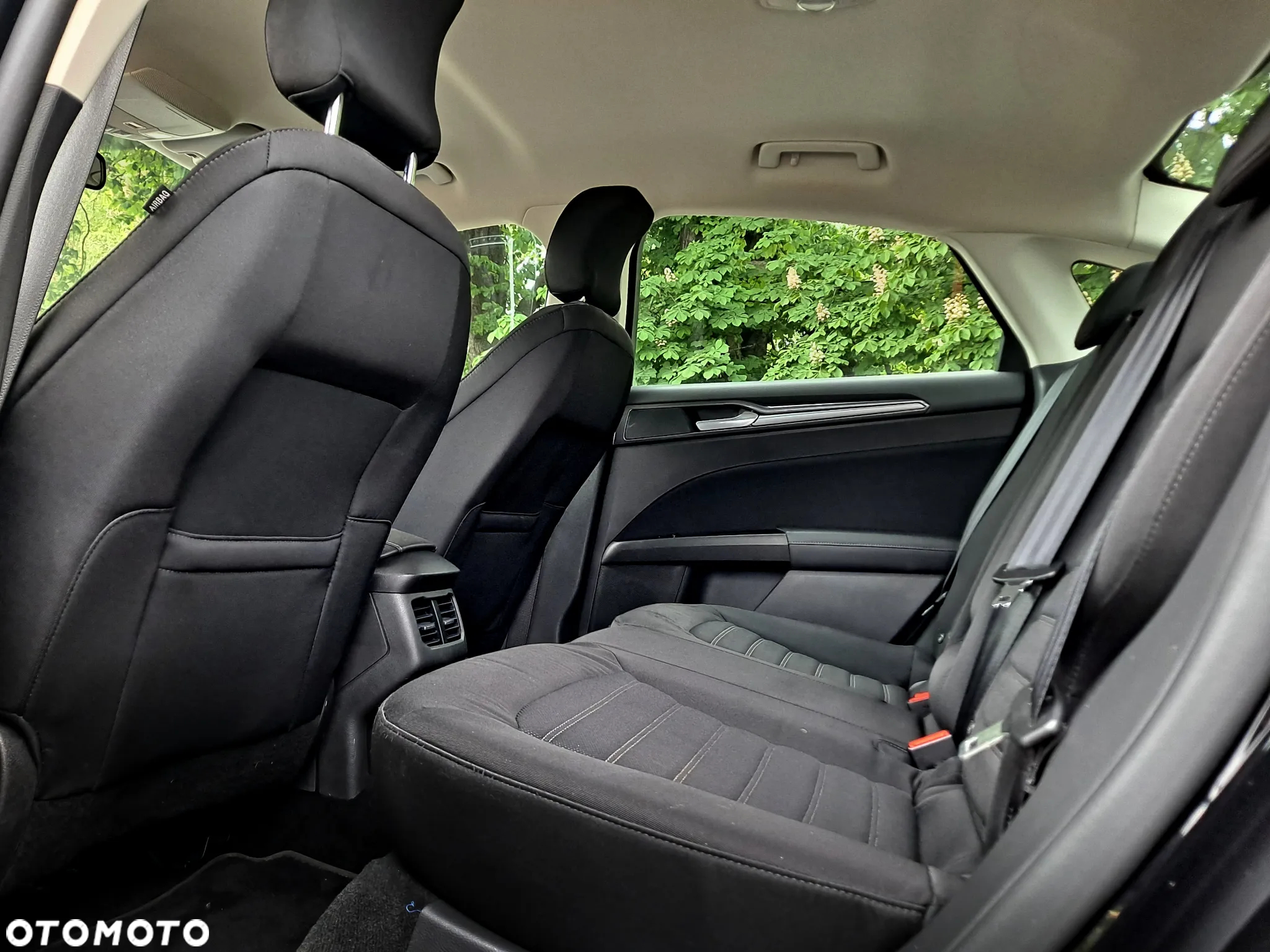 Ford Mondeo - 27