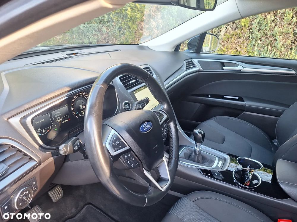 Ford Mondeo 2.0 TDCi Allrad Titanium - 23