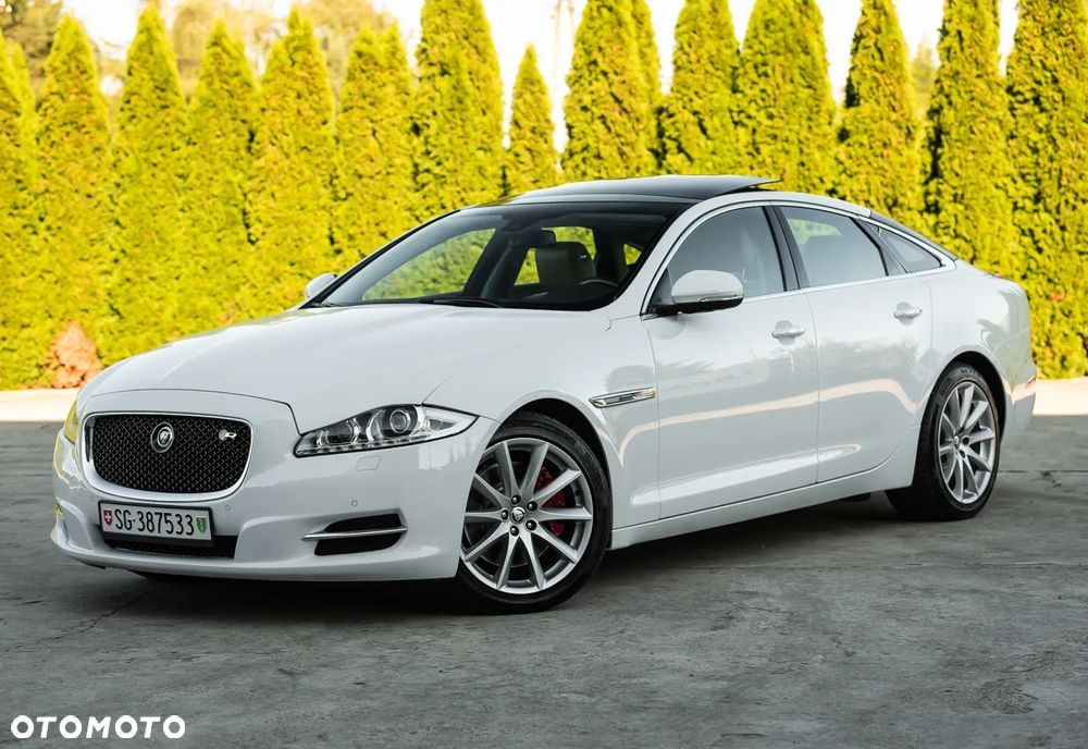 Jaguar XJ 3.0 V6 Kompressor AWD R-Sport - 3