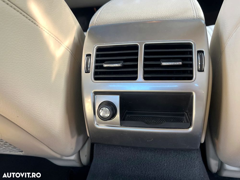 Jaguar XF 2.2D Luxury - 12