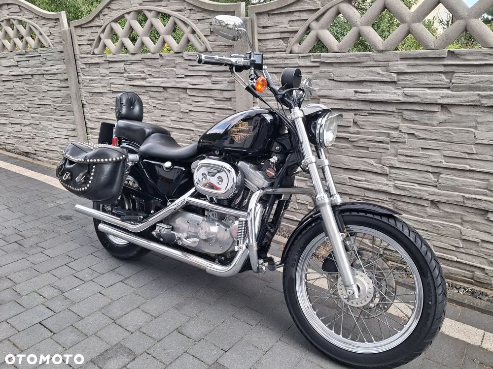 Harley-Davidson Sportster Custom 883C