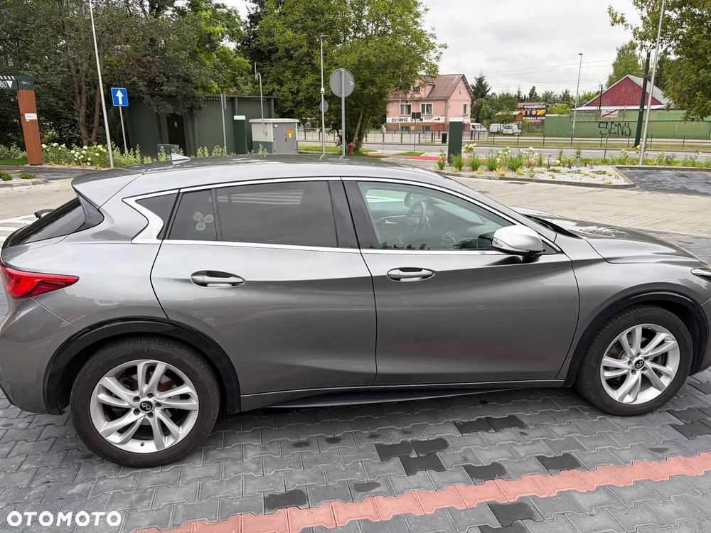 Infiniti Q30 1.5d Premium 7DCT - 19