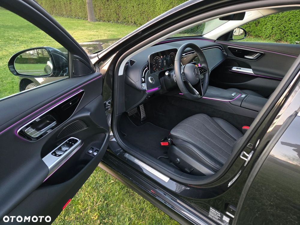 Mercedes-Benz Klasa E 300 Avantgarde - 9