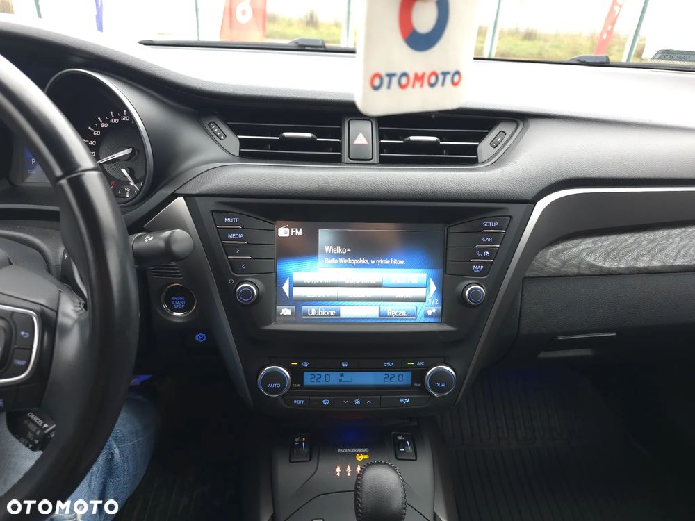 Toyota Avensis 2.0 Prestige MS - 31