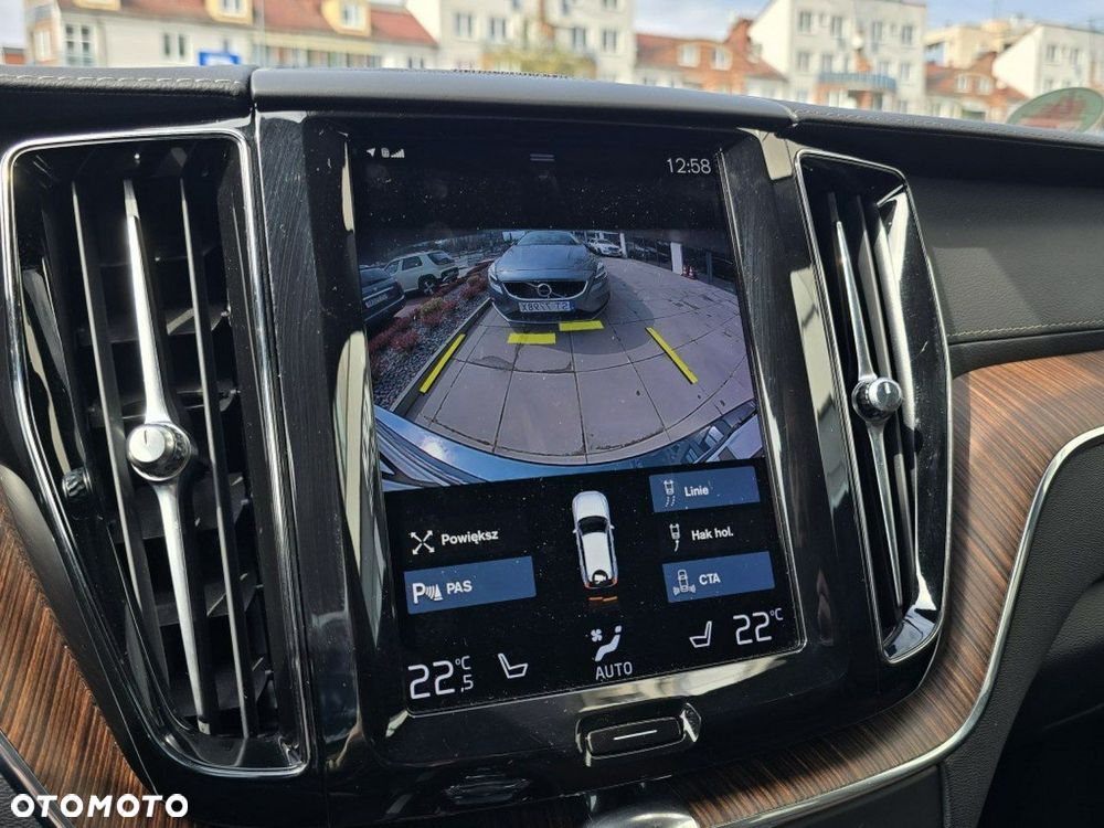 Volvo XC 60 B5 D AWD Inscription - 21