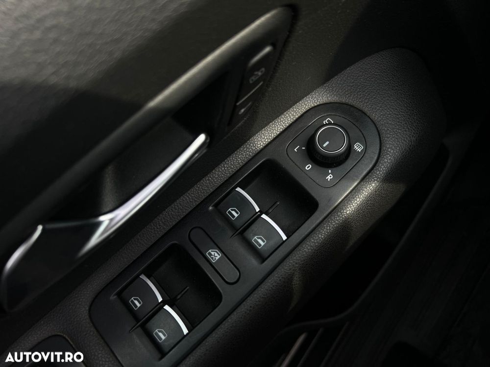 Volkswagen Amarok - 24