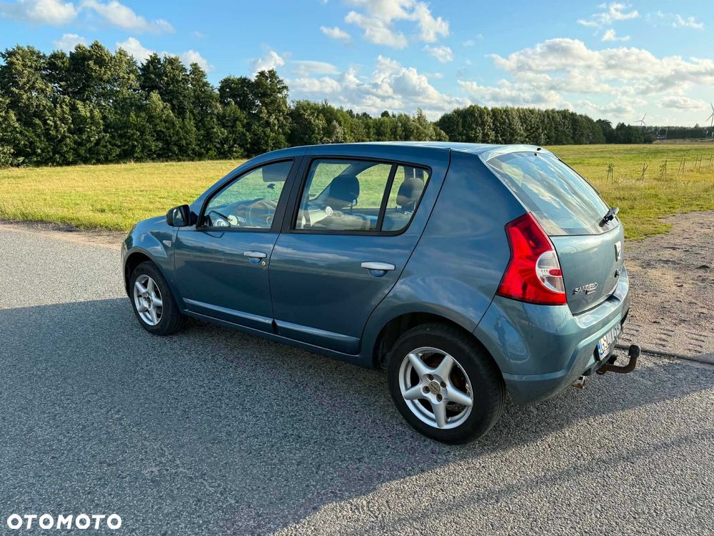 Dacia Sandero - 2