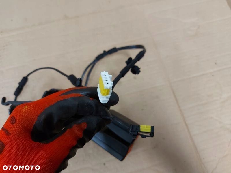 citroen c5 x7 zapięcie pasów bezpieczeństwa tył tylne komplet 96561758xt 96 - 3