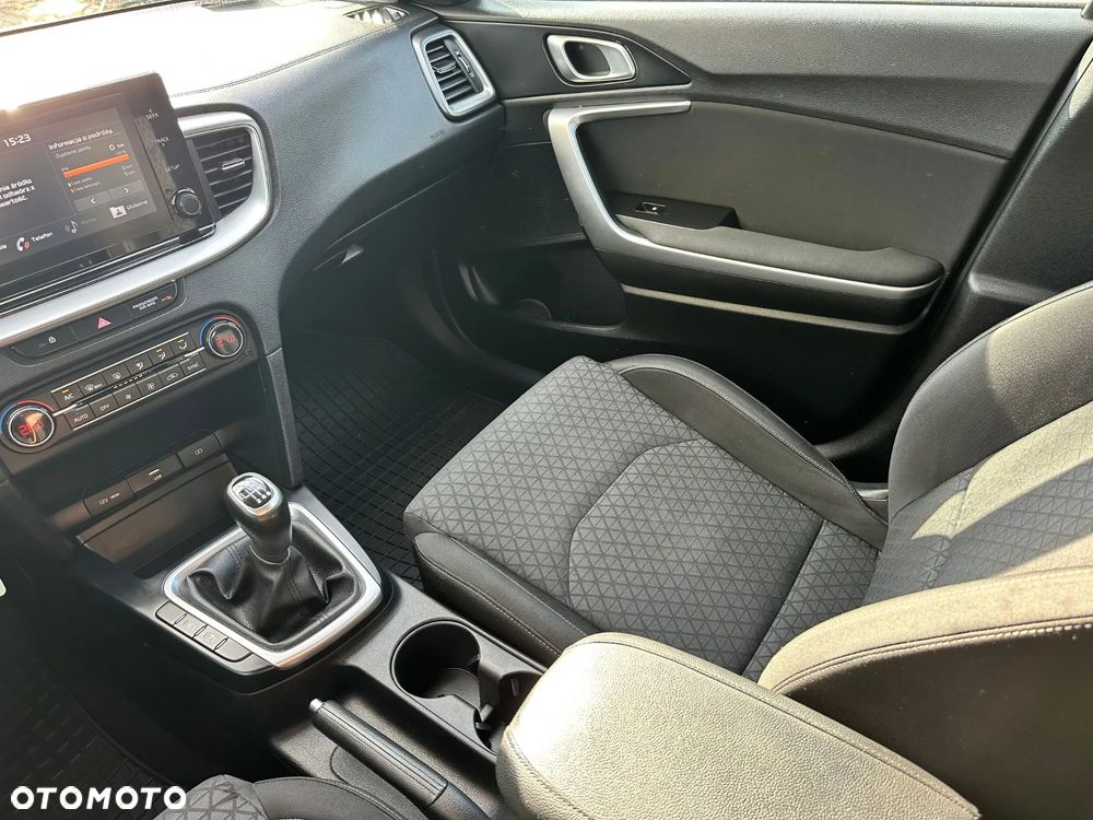 Kia Ceed 1.0 T-GDI M - 26