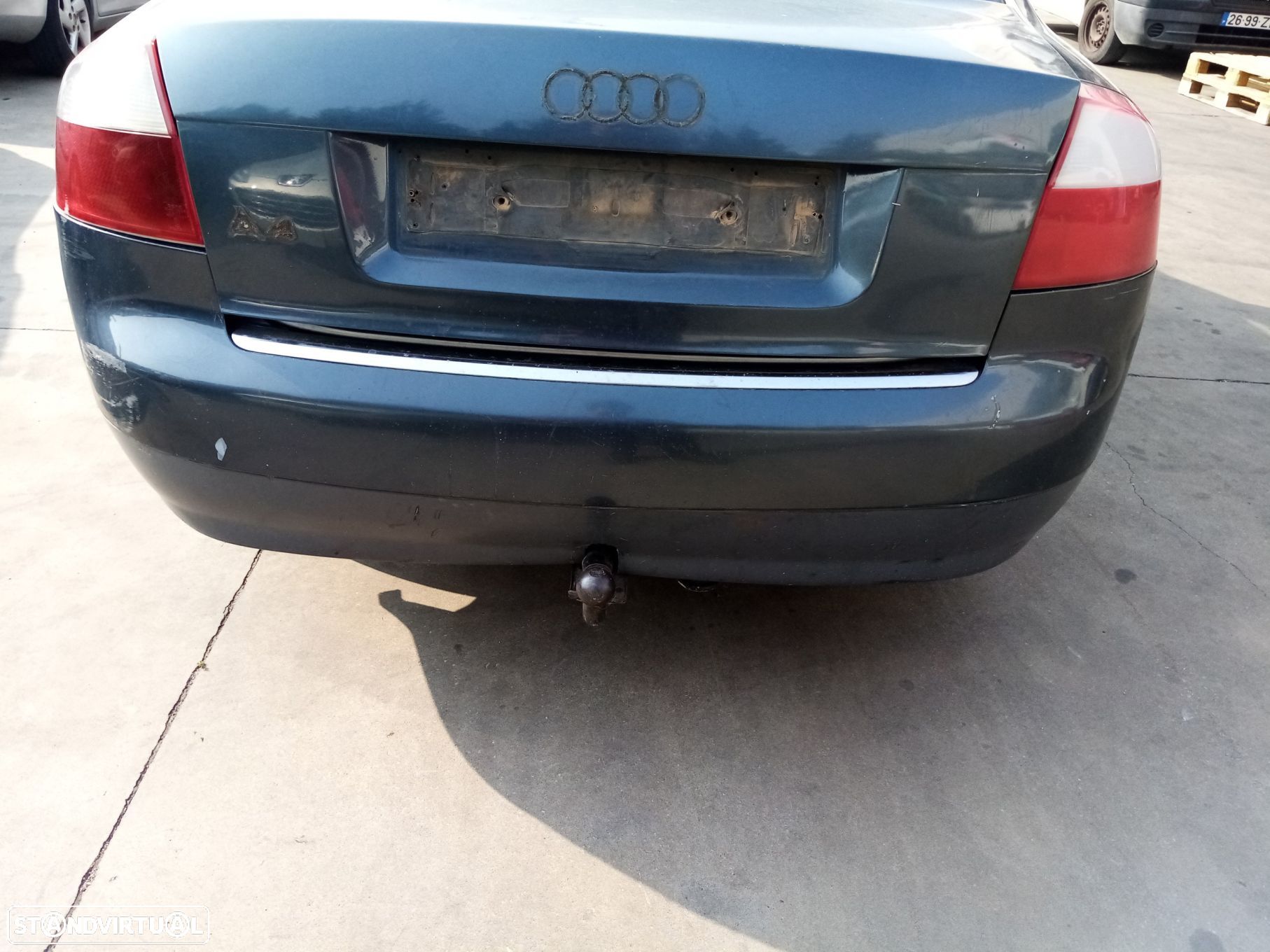 Pára-choques trás AUDI A4 (8E2, B6) - 1