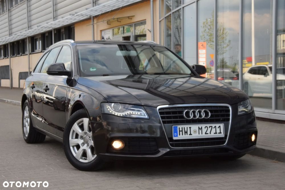Audi A4 Avant - 4