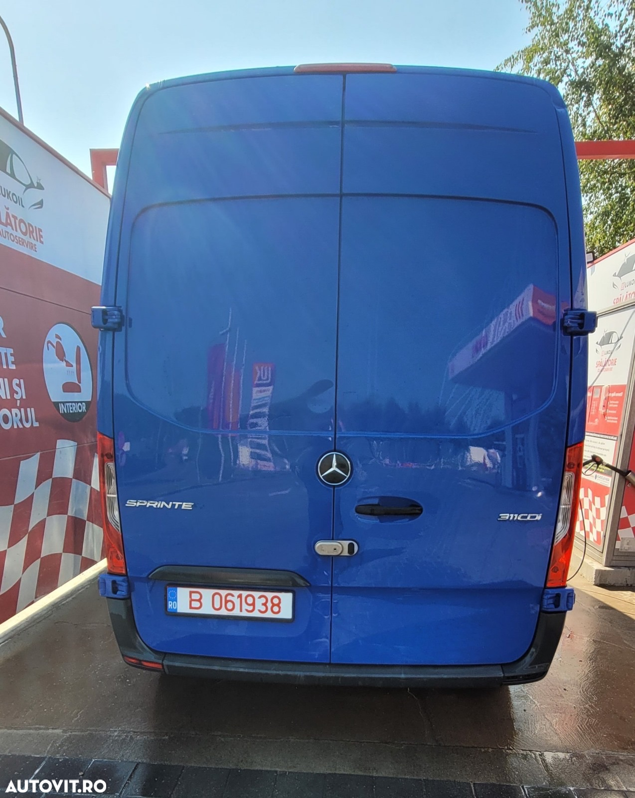 Mercedes-Benz Sprinter - 9