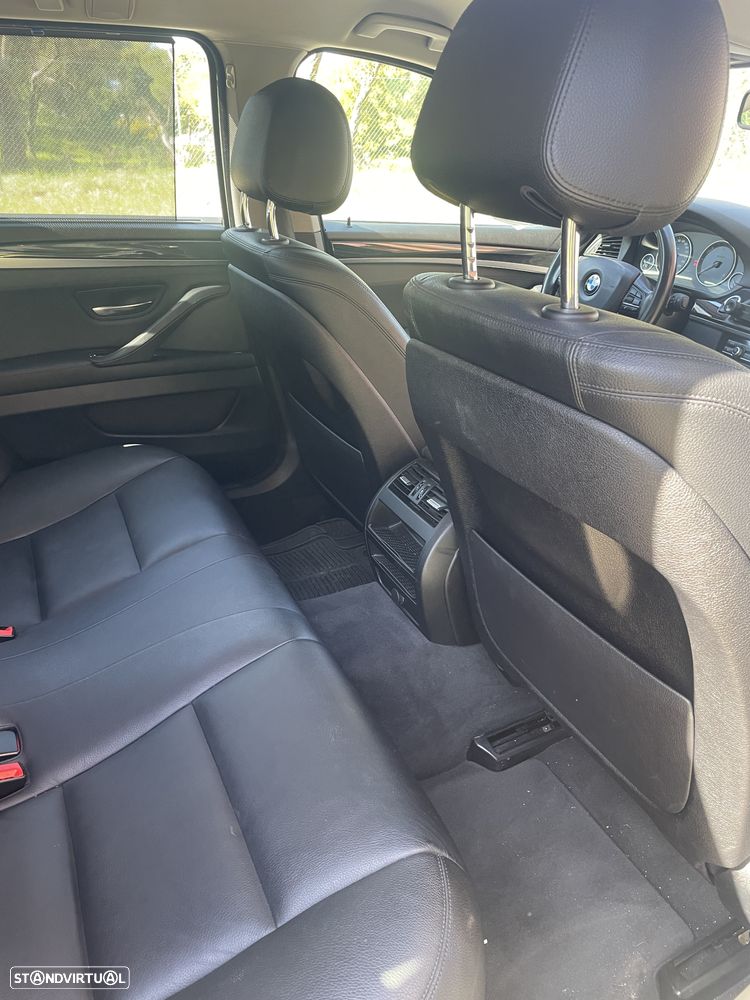 BMW 520 d Auto - 10