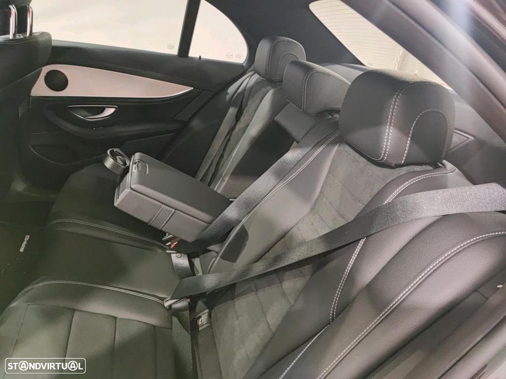 Mercedes-Benz E 300 de Avantgarde - 9
