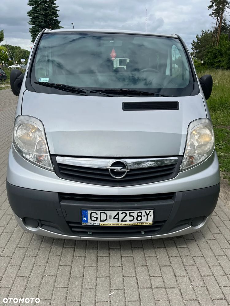 Opel Vivaro L2H1 2.9t - 10