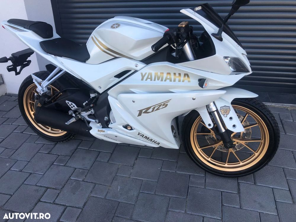 Yamaha YZF-R 125 - 11