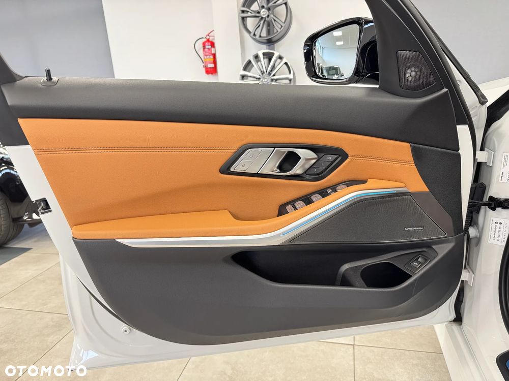 BMW Seria 3 - 15