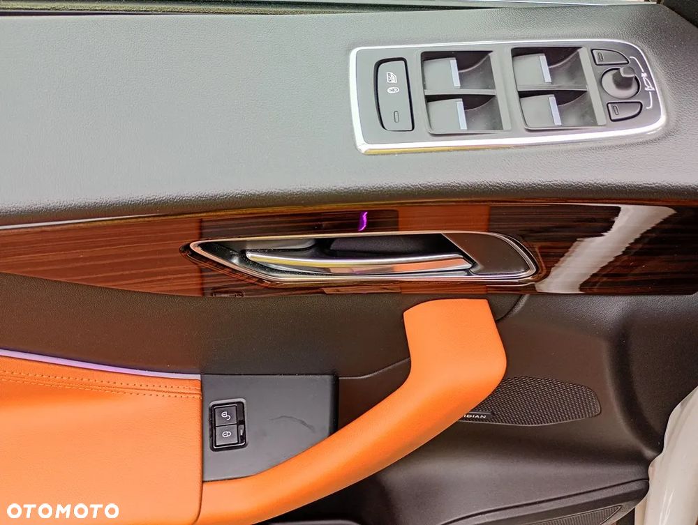 Jaguar F-Pace 2.0 i4D AWD Prestige - 8